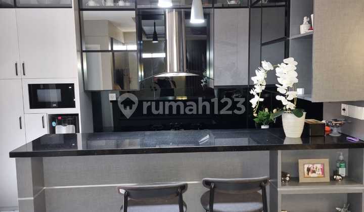 Disewakan Rumah di Cluster Margonite Siap Huni Rumah Baru Ada Kolam Berenang Ada Furniture 2