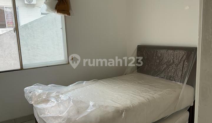 Disewakan Rumah 2 Lantai di BSD Full Furnished Siap Masuk