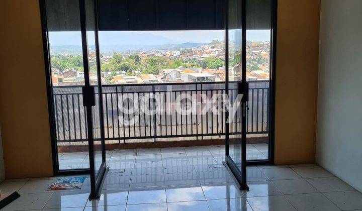 Dijual Rumah 2 Lantai View Bagus Di Jl Taman Kumudasmoro Semarang 2