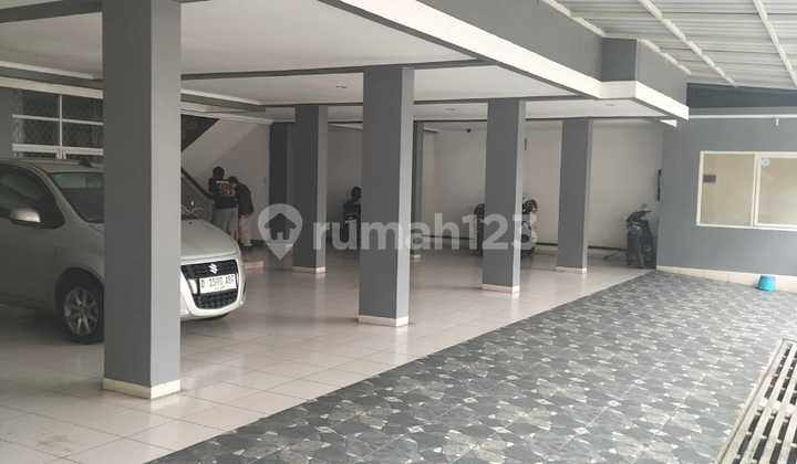 Active and Luxurious Boarding House in Sayap Sukajadi Cipaganti, Near Rshs Bandung