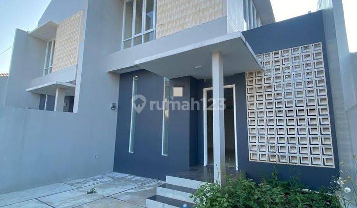 Asri Dan Nyaman Rumah Modern Minimalis Di Cihanjuang Sariwangi  1