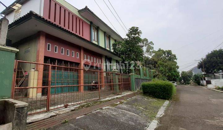 LUAS dan STRATEGIS Rumah di Gegerkalong Setiabudi Pasteur Bandung 1