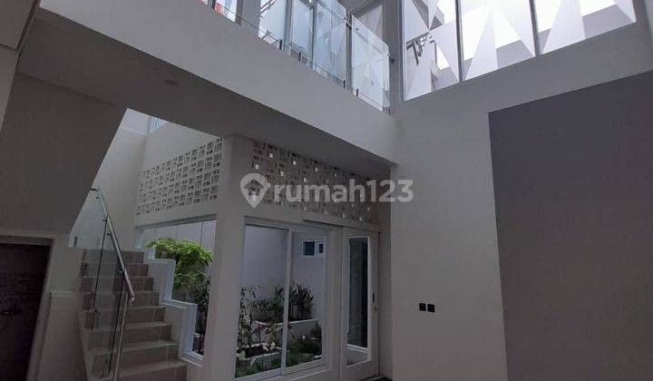 Rumah Minimalis Modern di Cluster Cigadung Dago Kota Bandung 2