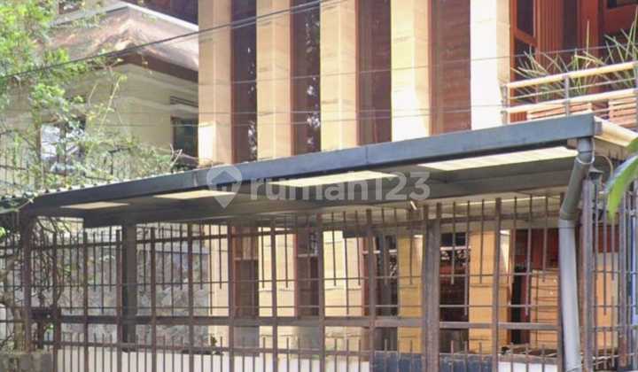 Rare and Strategic House in Dago Wing, Bandung City Rare and Strategic House in Dago Wing, Bandung City