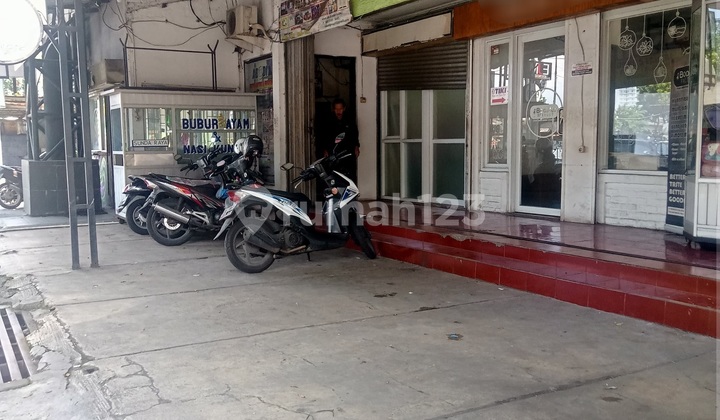 For Sale Shop House on Main Road Asia Africa Area, Suitable for Clinic, Tutoring 2