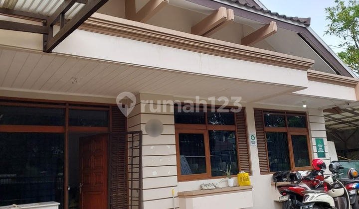 Disewakan Rumah Luas di Sukamulya Pasteur Bandung Dkt Tol