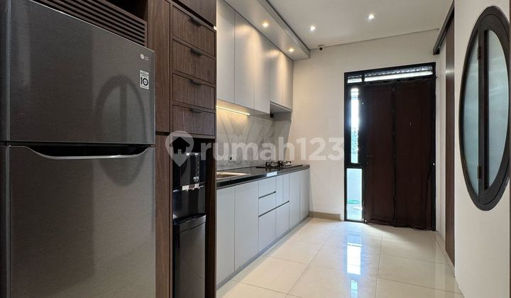 Strategic and Furnished Shop House in Balonggede, Asia Afrika, Lengkong 2