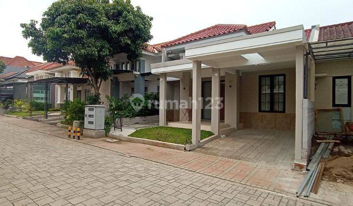 Tatar Jingganagara Kota Baru Parahyangan SHM - Sertifikat Hak Milik Bagus Furnished 1