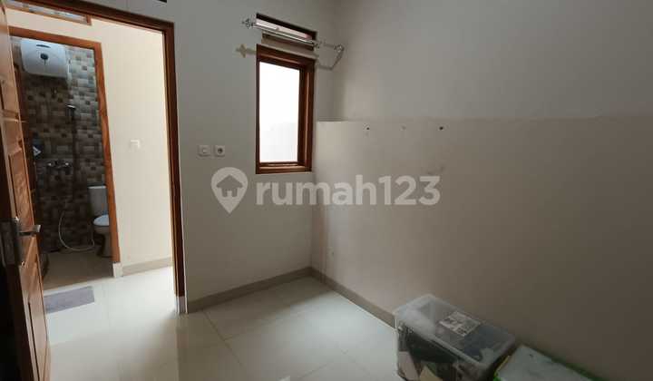 Dijual Rumah Minimalis Siap Huni di Komplek Sariwangi Murah 2