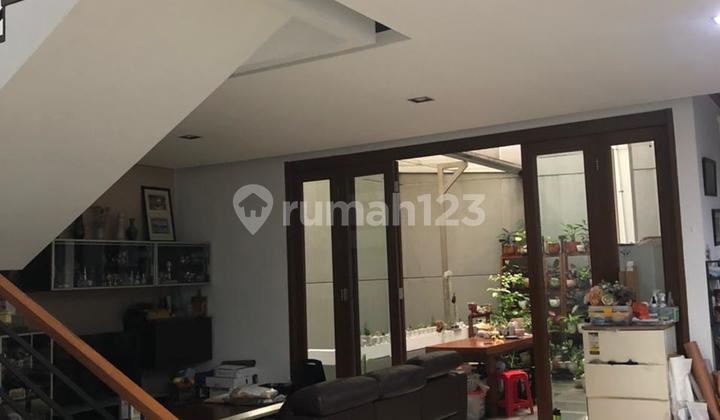 Rumah Di Taman Milenium Pasteur