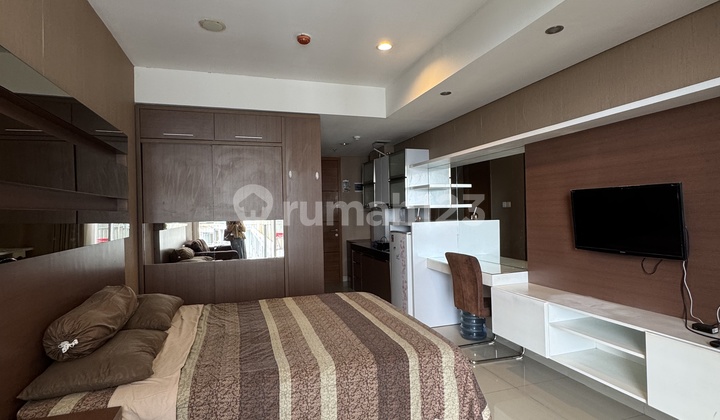 Sewa Dago Suite Type Studio Furnish Bagus  2