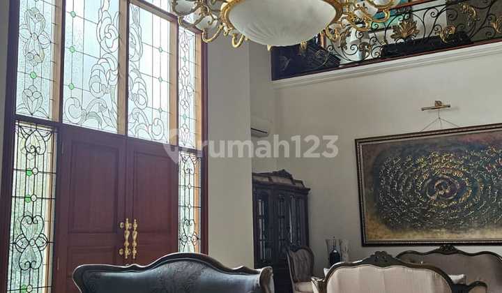 Rumah Mewah Batununggal Raya Hoek