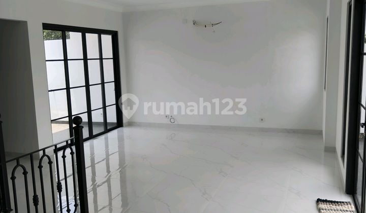 Rumah Di Jalan Raya Ciracas Jakarta Timur Dekat Stasiun Lrt 2