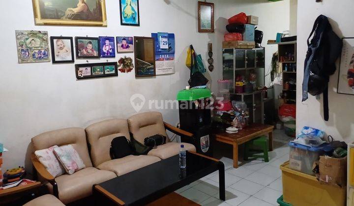 Rumah Bu 2 Lantai Dekat Sekolah Taman Palem Lestari Cengkareng Jakarta Barat