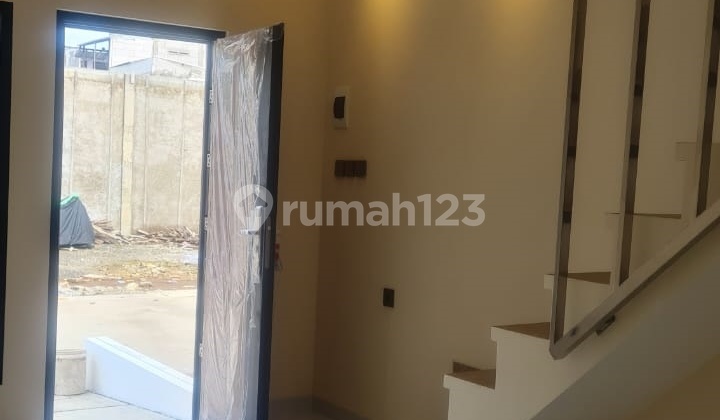 Jual Rumah Baru Dibangun 2 Lantai Cengkareng Jakarta Barat 1