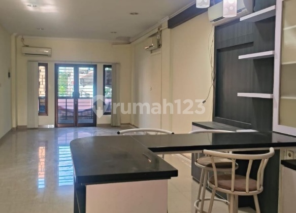 Sewa Ruko 4 Lantai Posisi Strategis Di Tanjung Duren Jakarta Barat