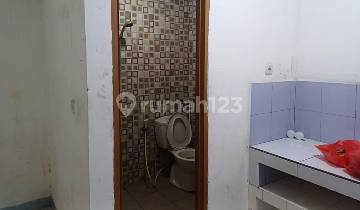 Sewa Rumah bisa untuk Dagang Posisi Strategis di Palem Cengkareng Jakarta Barat 2