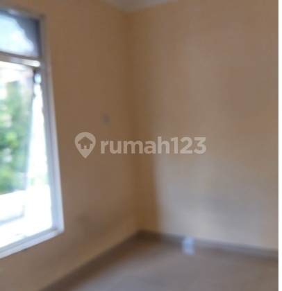 Rent a 2-Bedroom House in Taman Royal Palm, Taman Surya 5, Kalideres, West Jakarta 2