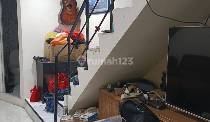 Rumah Tua Palem Lestari Butuh Renovasi SHM 1