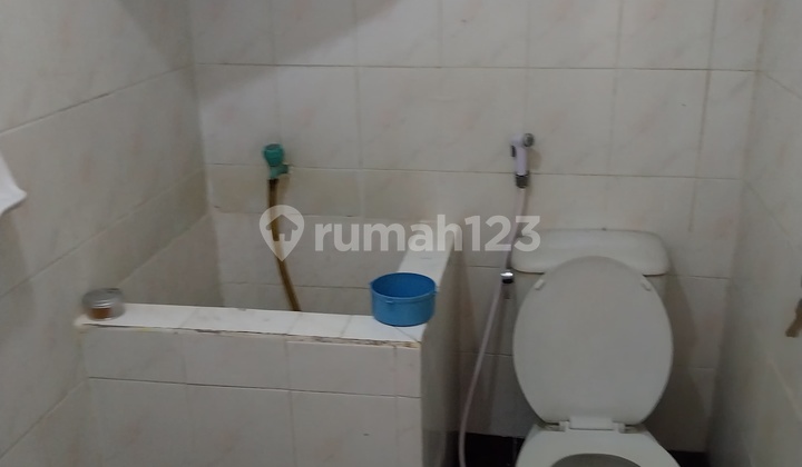 Affordable 2-Story House for Rent in Palem Lestari, Cengkareng, West Jakarta Affordable 2-Story House for Rent in Palem Lestari, Cengkareng, West Jakarta