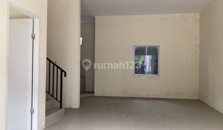 Rumah 2 Lantai Tengah Kota Dijual di Jl. Dagang Dekat Dengan Mall Matahari 2