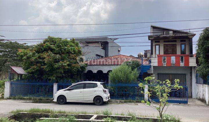 Rumah Bulatan Tengah Kota Dijual di Jl Pepaya Pekanbaru 2