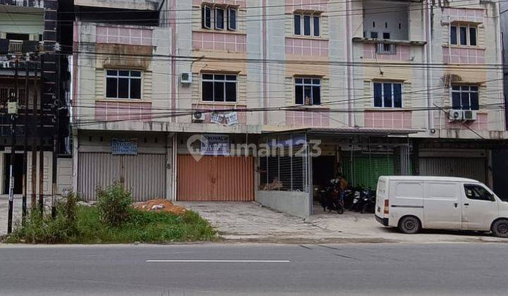 Ruko 3 Lantai Full Keramik Dijual di Jl Pemuda Ujung Tampan Pekanbaru 1