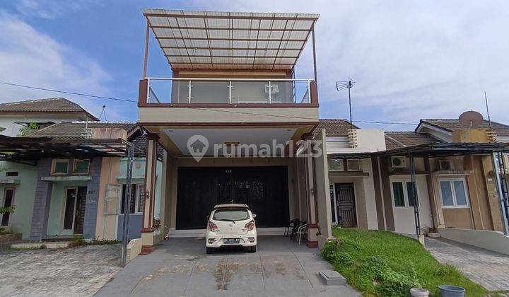 Ramah 2 Lantai Full Keramik Siap Huni Dijual di Jl. Satria Kuantan Regency 1