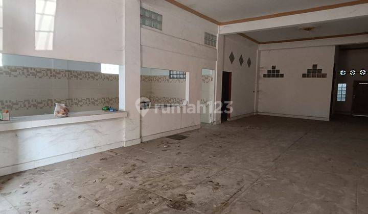 Ruko 3 Lantai Full Granit Dijual di Jl. Lili Dekat Dengan Mall Ciputra 2