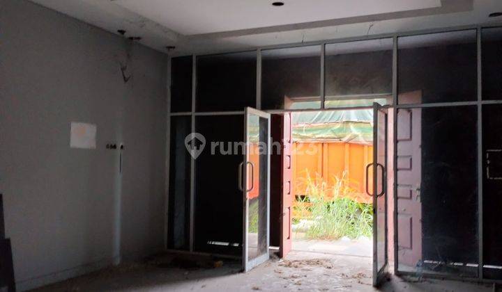 Ruko 3 Lantai Disewakan di Jl Air Hitam Pekanbaru 2