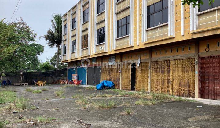 Ruko 3 Lantai Kosong Dijual di Jl Hangtuah Ujung Pekanbaru 2