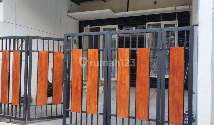 Rumah 2 Lantai Di Bronggalan Pacar Kembang New Minimalis 