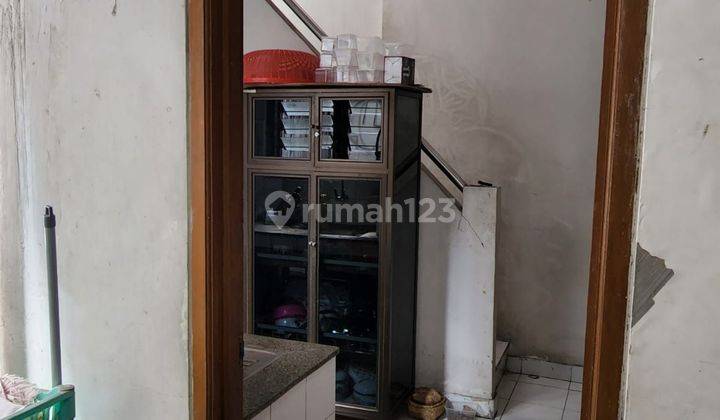 Dijual Rumah Vila Valensia Dekat Pakuwon Mall 3 Kamar Tidur  2