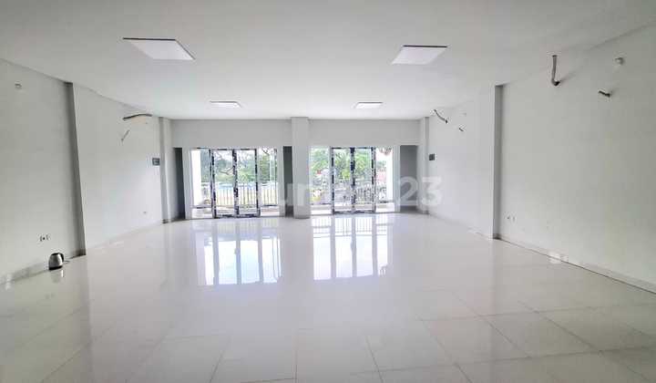 New Shop for Sale, Strategic Location 1