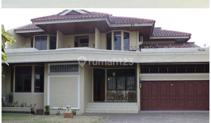 Dijual Cepat Rumah Luas Bagus 2 Lantai Shm 1