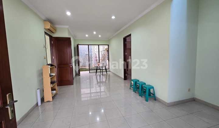 Quick Sale Spacious House In Kelapa Gading