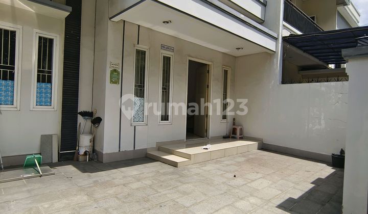 Dijual Cepat Rumah Lokasi Strategis di Kelapa Gading 1