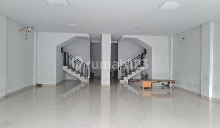 New Shop for Sale, Strategic Location 2
