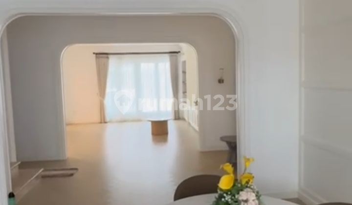 Dijual Cepat Rumah Pik American Style  2