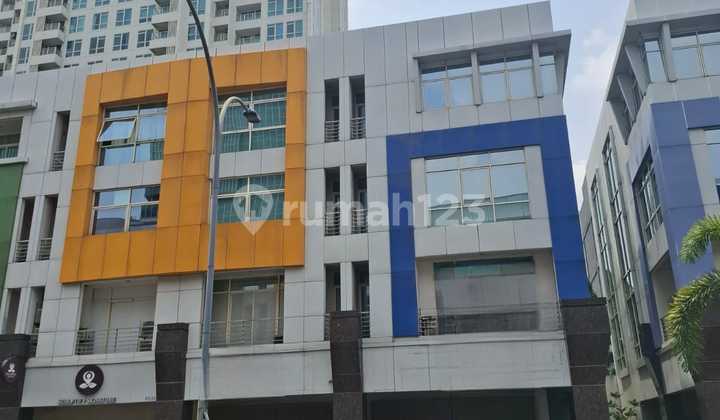 Ruko Gandeng Lokasi Strategis Ruko Gandeng Lokasi Strategis