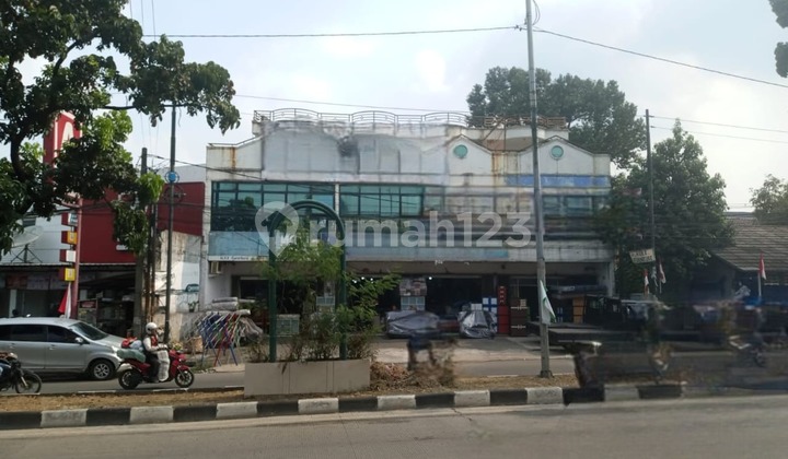 Dijual 4 Ruko Gandeng di Jalan Raya Dijual 4 Ruko Gandeng di Jalan Raya
