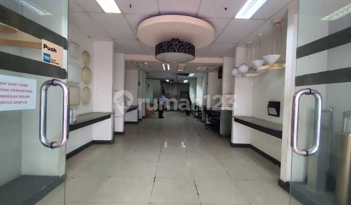 Ruko Panjang Lokasi Strategis di Fatmawati Ruko Panjang Lokasi Strategis di Fatmawati