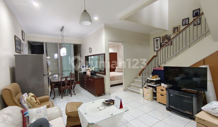 Rumah Rapi Siap Huni Lokasi Strategis  2