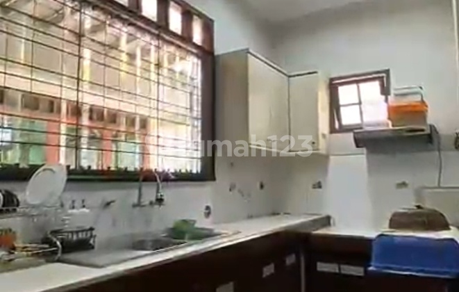 Dijual Cepat Rumah Luas Di Kedoya  2