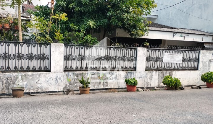 Dijual Rumah di Jl Asem Duri Kepa Jakbar