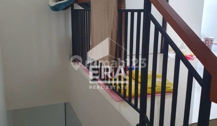 dijual rumah di grand wisata bekasi 1