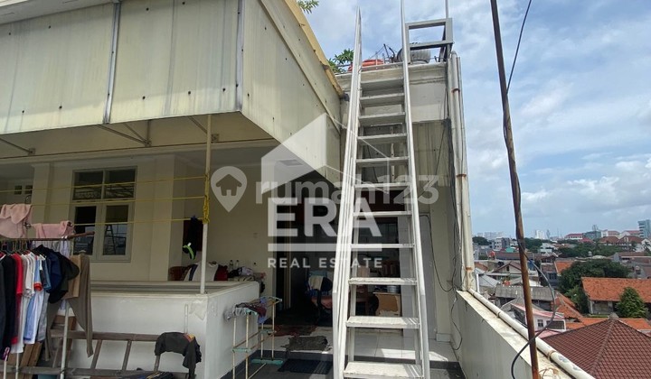 dijual kost di jalan pramuka jaya sari jakarta pusat