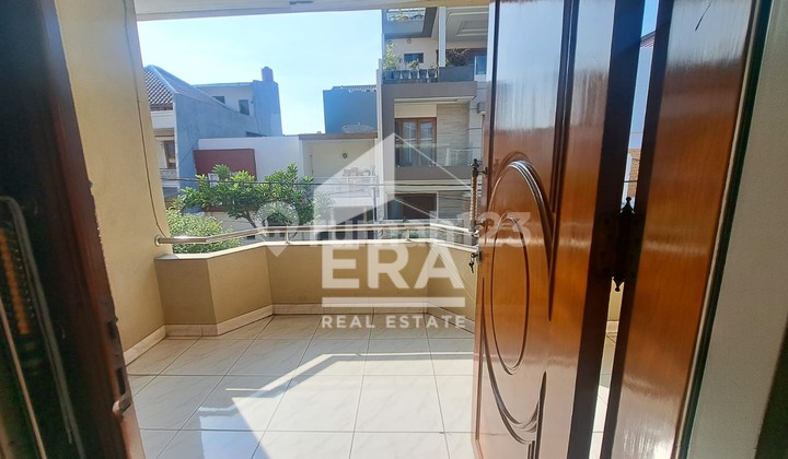 Dijual rumah di sunter paradise