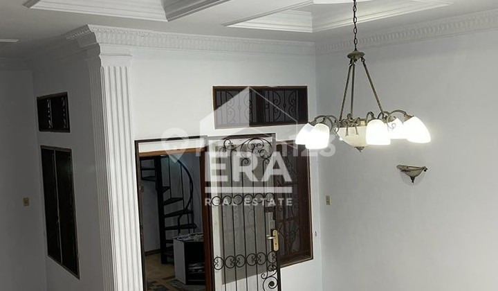 Dijual rumah di sunter bisma
