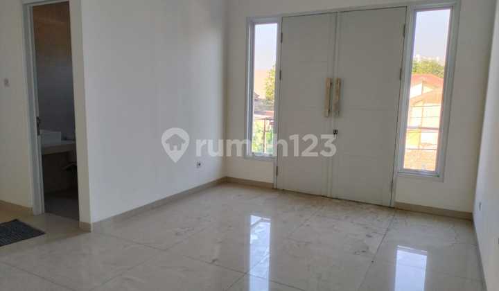 Dijual Rumah Pulomas Utara Jakarta Timur 1